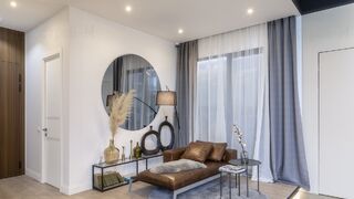 Шоурум с примером дизайнерской отделки в стилях Modern и Classic в Level Нагатинская