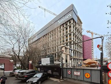 Панорама клубного город-парка «Фрунзенская набережная» в районе Хамовники