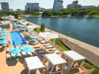 В список мест отдыха у воды в Москве включили 8 новых зон нового формата