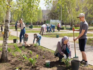 В Госдуме предложили предоставлять скидку на оплату ЖКУ участникам субботников