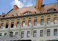 Дом рассчитан на проживание 12 семей