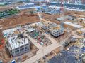 Ход строительства. Монтаж нижних этажей новых корпусов. Аэрофотосъемка от 28.05.2017 г.