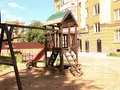 Детская площадка на территории комплекса. Фото от 20.07.2014 г.