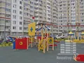 Одна из детских площадок микрорайона. Фото от 10.08.2014 г.