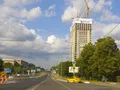 ЖК The MID. Ход строительства. Вид со стороны дороги. Фото от 10.07.2016 г.