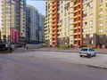 ЖК «Губернатор» . 2  монолитно-кирпичных дома, имеющие переменную этажность: 6-9-12 и 16-18. Фото от 23.06.2017 г.
