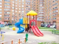 Детская игровая площадка. Фото от 06.06.2015 г.