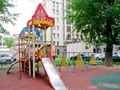 Современная детская игровая площадка. Фото от 29.05.2015 г.