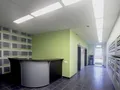 Просторные подъезды с консьержем.