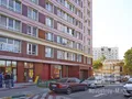 На первом этаже комплекса расположены многочисленные инфраструктурные объекты. Фото от 28.08.2014 г.