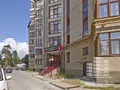 Центр эстетической косметологии на первом этаже одного из домов ЖК. Фото от 03.08.2014 г.