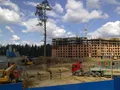 В ЖК «Опалиха О2» предлагаются 1, 2, 3 и 4-х комнатные квартиры, двухуровневые квартиры и эколофт. Фото от 30.06.2012 г.