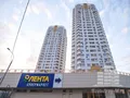 Сетевой продовольственный супермаркет расположен рядом с комплексом. Фото от 22.11.2014 г.