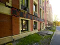 ЖК «Loft Garden». На первом этаже расположены коммерческие помещения. Фото от 31.07.2016 г.
