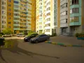 ЖК на ул. Главмосстроя, корп. 22-24. Места для парковки автомобилей. Фото от 04.08.2016 г.