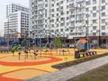 Во дворах устроены оригинальные детские и спортивные площадки. Фото от 14.03.2017 г.