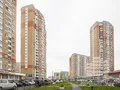 Парковка на территории ЖК. Фото от 04.10.2014 г.