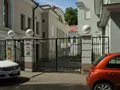 Въезд на территорию комплекса. Фото от 02.06.2015 г.