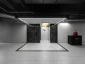 Подземный паркинг с доступом из лифта