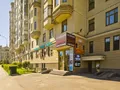ЖК «Шуваловский Prima». На первом этаже расположены коммерческие помещения. Фото от 28.08.2016 г.