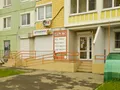 Мкр. «Центральный» (Долгопрудный). На первых этажах расположены коммерческие помещения. Фото от 20.08.2016 г.