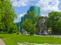 ЖК «Изумрудная 24». Вид с Изумрудной улицы. Фото от 12.06.2017 г.