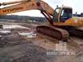 До магазинов пешком не доберешься.