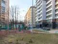 Детская площадка рядом с комплексом. Фото от 12.04.2015 г.