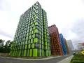 Комплекс апартаментов «Технопарк». У каждого корпуса своя цветовая гамма. Фото от 16.06.2017 г.