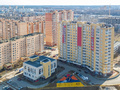 ЖК «Берег. Нахабино». Жилой корпус, детский сад, игровая площадка. Аэрофотосъемка. Фото от 08.04.2016 г.