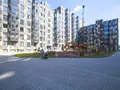 ЖК «Весна». Благоустроенная территория у построенного дома. Фото от 31.07.2015 г.