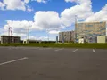 ЖК «Белые росы». Места для парковки автомобилей. Фото от 10.06.2016 г.