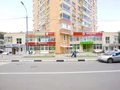ЖК на ул. Кирова (Химки). На первом этаже расположены коммерческие помещения. Фото от 09.07.2016 г.
