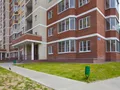 Благоустроенная придомовая территория ЖК. Фото от 20.06.2015 г.