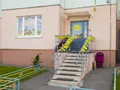 Мкр. «Нагатино-Садовники». На первом этаже расположены коммерческие помещения. Фото от 01.06.2016 г.