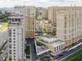 ЖК «Мосфильмовский». Большая часть корпусов ЖК уже введена в эксплуатацию, построена школа и детский сад, благоустроена территория. Аэрофотосъемка от 15.08.2017 г.