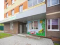 Инфраструктурные объекты на первом этаже домов. Фото от 17.05.2015 г.