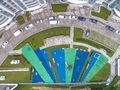 ЖК «Панорама Сколково». Детская площадка и придомовая парковка. Вид сверху. Аэрофотосъемка. Фото от 18.07.2017 г.