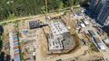 Корпуса комплекса. Ход строительства. В корпусах 2а, 2b, 2c ведутся работы по устройству фундаментной плиты и подземного этажа. Аэрофотосъемка 18.08.2020 г.
