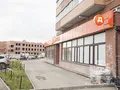 На первом этаже дома расположен сетевой супермаркет. Фото от 06.10.2014 г.