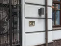 Клубный дом на 1-м Добрынинском пер., 8. Входная группа. Фото от 19.06.2016 г.