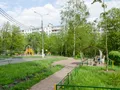 На территории комплекса проведено озеленение. Фото от 13.05.2015 г.