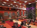 В здании ЖК находится собственный фитнес-клуб.