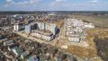 ЖК соседствует с частным сектором. Аэрофотосъемка от 11.04.2019.