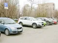 Паркинг на территории ЖК. Фото от 19.04.2015 г.