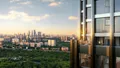 Ступенчатая геометрия башен создает террасы