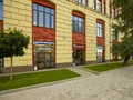 МФК «Парк Мира». На первых этажах расположены коммерческие помещения. Фото от 07.08.2016 г.