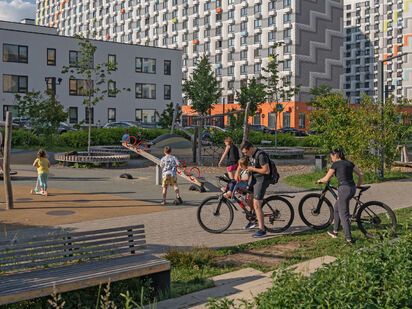 Римского-Корсакова 11