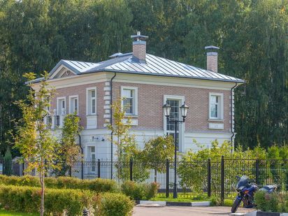 КП «Орловъ». На территории 29,6 га предусмотрено 175 земельных участков. Фото от 12.09.2017 г. Поселок таунхаусов «Орловъ»|Новострой-М