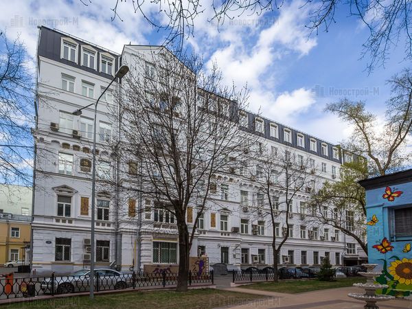 Комплекс апартаментов Metropolis loft («Метрополис лофт»)